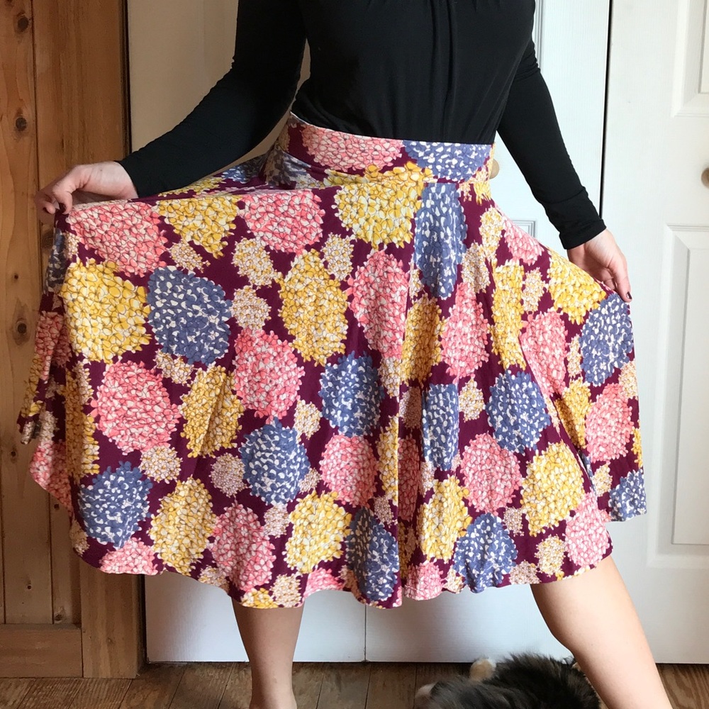 Flowery flowy hippie vibes skirt
